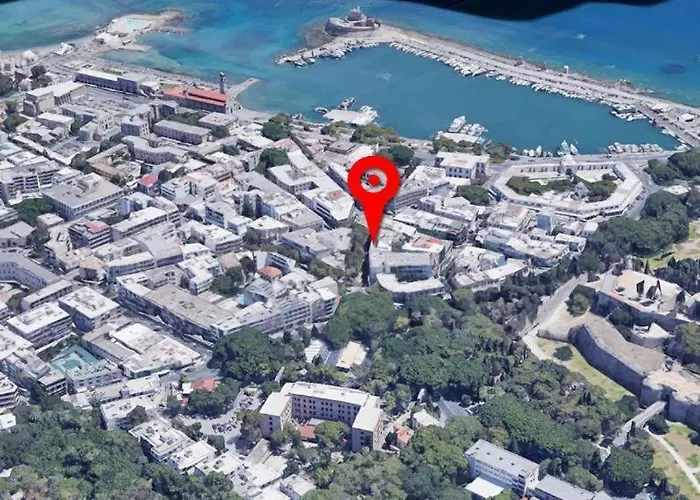 Gravity Downtown Balcony Apartman